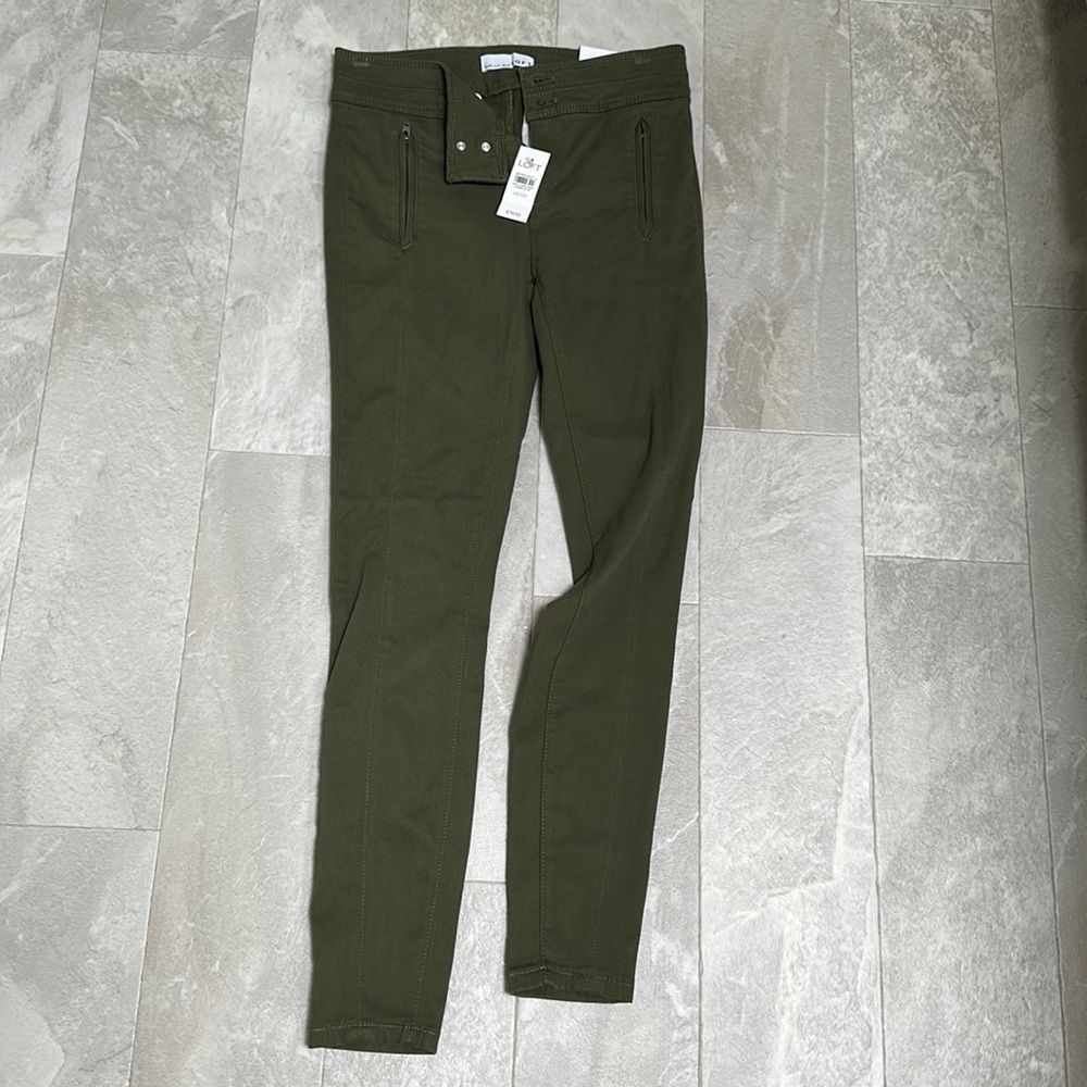 LOFT Legging in olive green